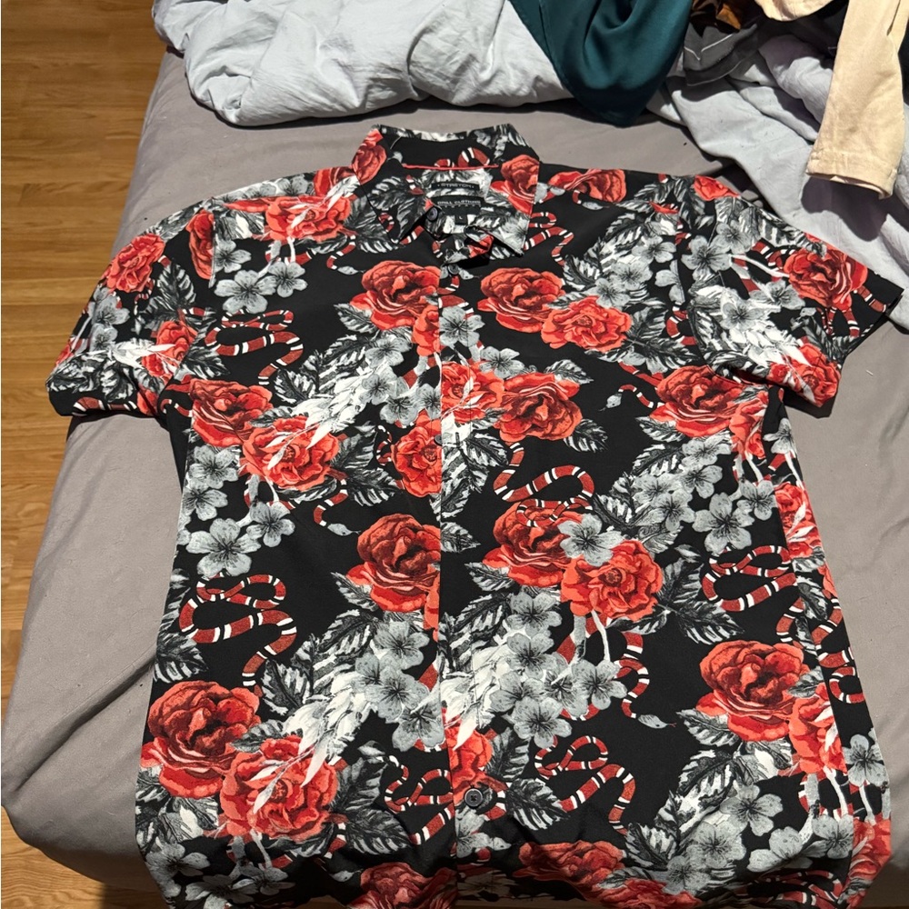 Reyn Spooner Red and Black Casual Button Down Shirt